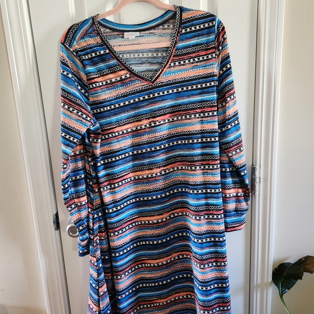LuLaRoe Blue Pink Long Sleeve V-Neck Sheath Dress